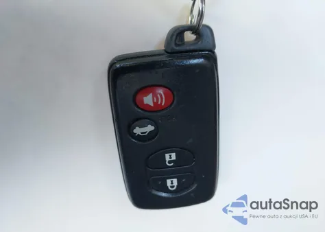 2011 Toyota Camry Hybrid из США, поврежденный, VIN 4T1BB3EK3BU133373